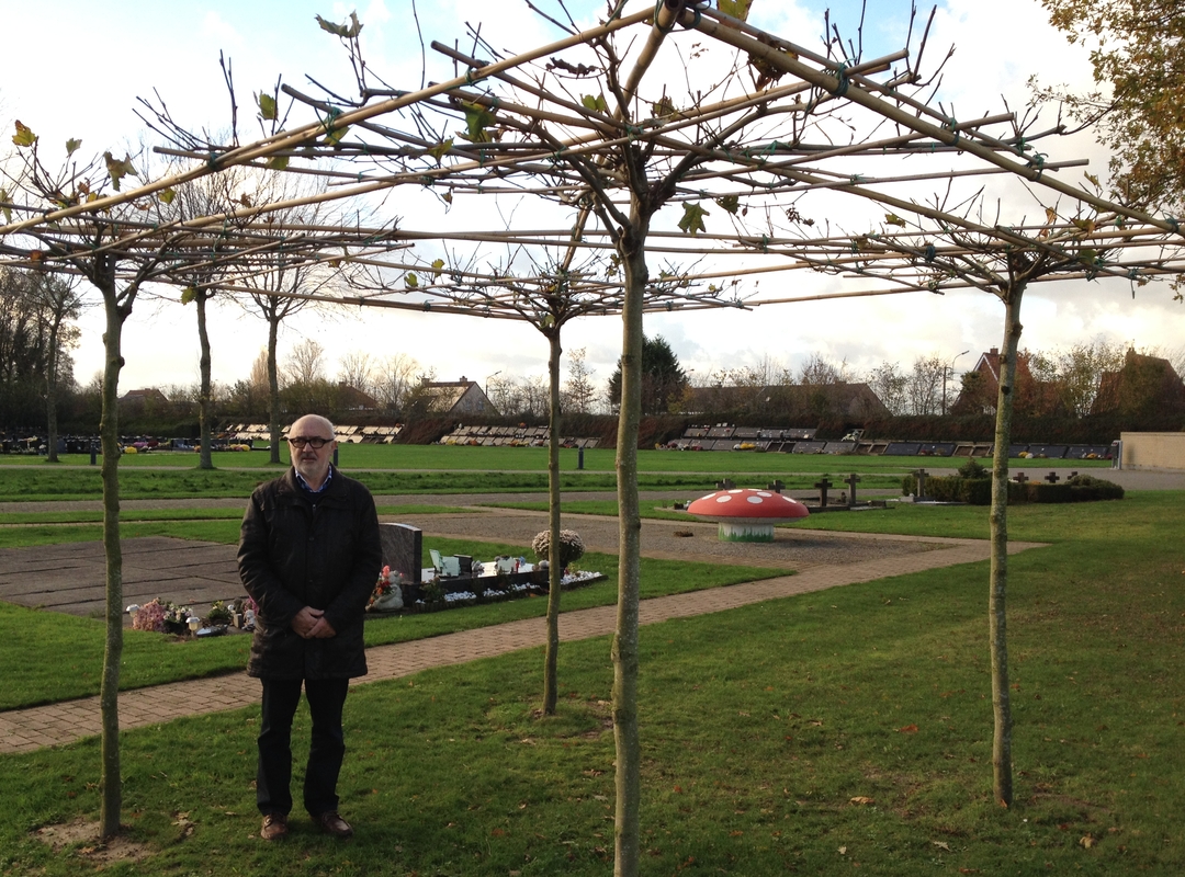 Dirk Gheysen bij Sterretjesboom (Ter Ruste) Sterretjesboom Dirk Gheysen Ter Ruste
